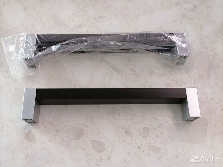 Ручка для мебели