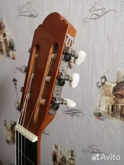 Классическая гитара