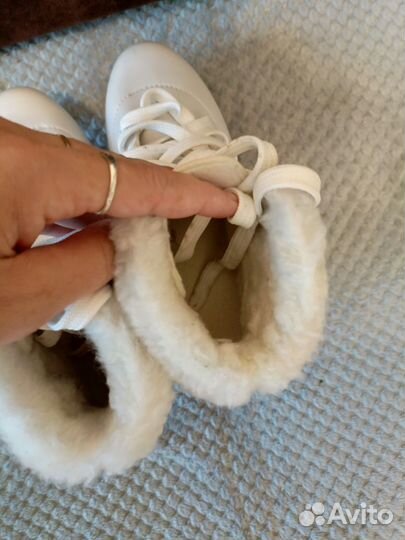 Коньки фигурные женские р. 37