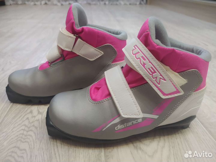 Ботинки лыжные