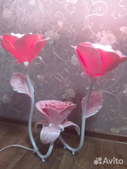 Светильник из роз