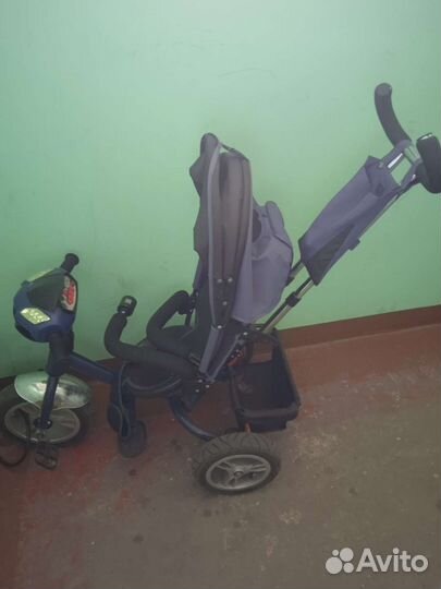 Велосипед с родительской ручкой