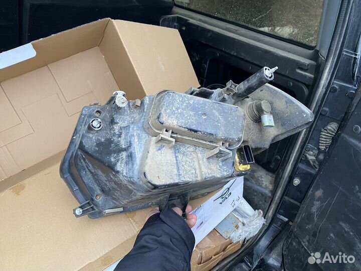 Фары УАЗ Патриот б/у