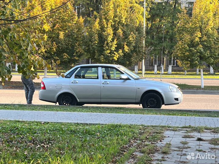 Капот приора