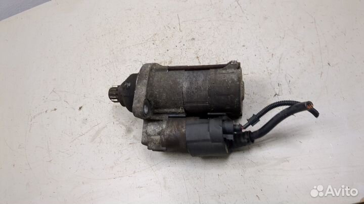 Стартер Volkswagen Passat 6