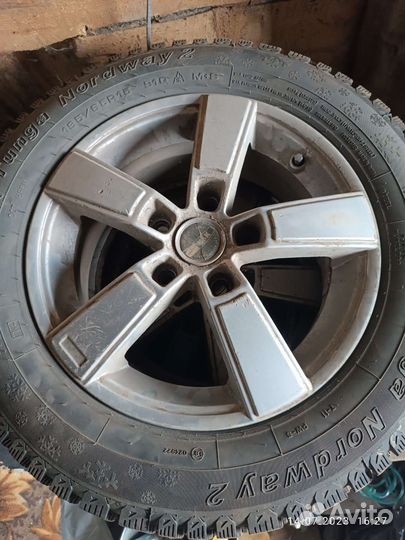 Колеса на nissan serena