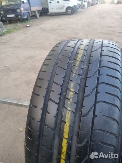 Pirelli P Zero 245/35 R20
