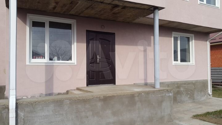 Дом 258 м² на участке 7 сот.