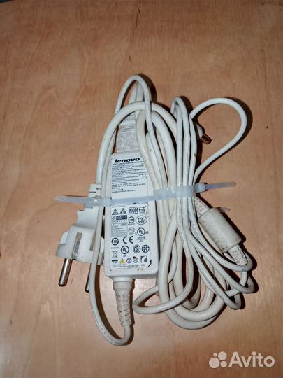 Оригинальное З/У Lenovo 20v 2A
