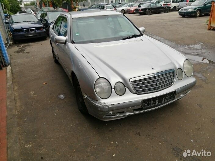 Разбор на запчасти Mercedes E W210