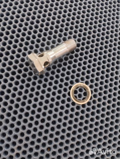 Honda CB600F hornet 2007-2012 болт масляного радиа