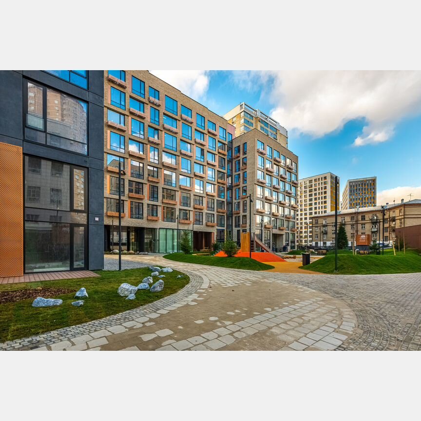 3-к. квартира, 95,3 м², 1/8 эт.