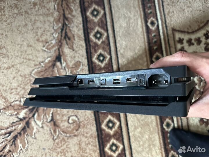 Sony PS4 pro 1tb