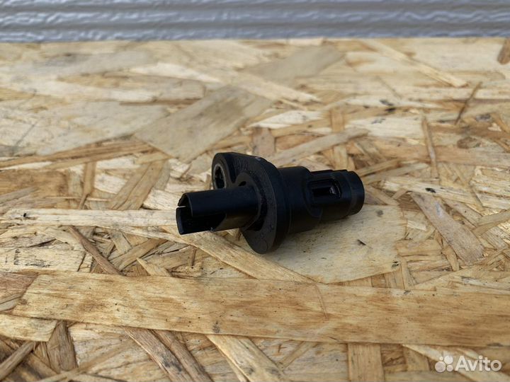 Датчик распредвала n52 n62 n63 7525014