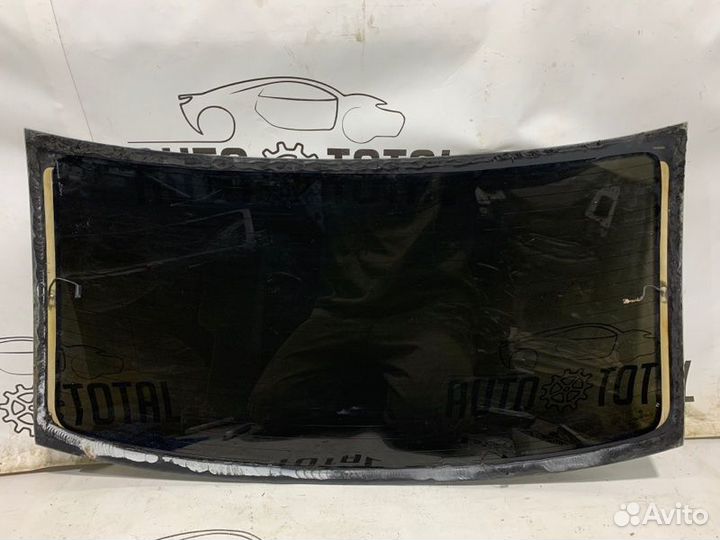 Стекло заднее Volkswagen Polo sedan (MK5) cfna