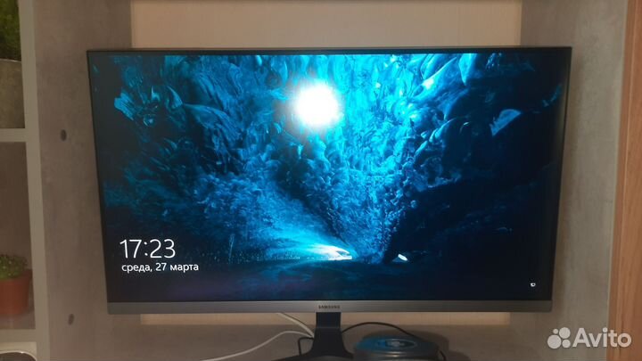 Монитор Samsung 4k 28 модель: U28R550UQI