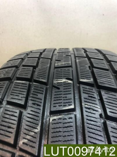 Yokohama Ice Guard IG30 215/55 R17 94Q