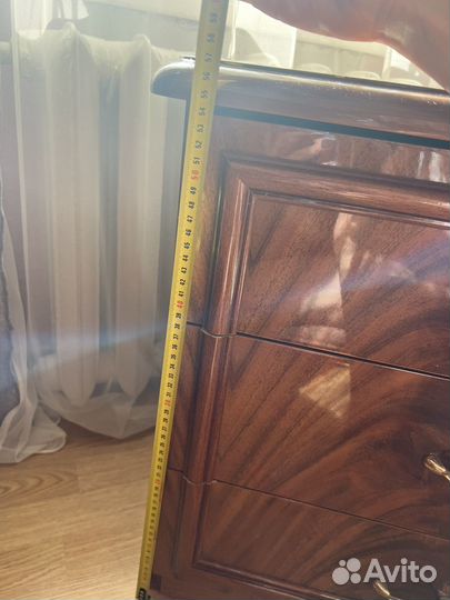 Тумба прикроватная