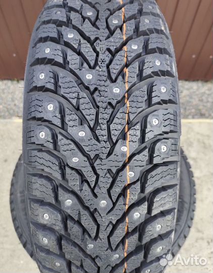 Nokian Tyres Hakkapeliitta 9 215/50 R17 95T