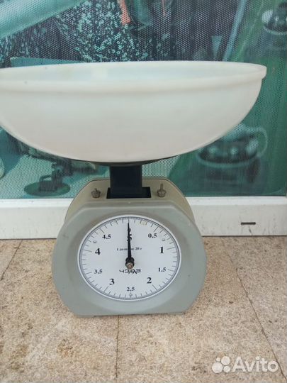 Весы кухонные с чашкой