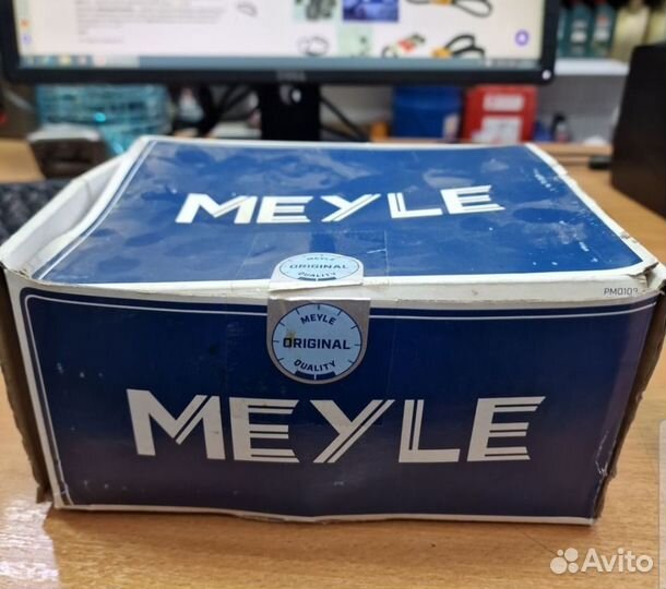 Крестовина кардана