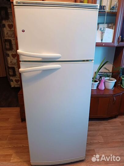 Холодильник atlant двухкамерный бу