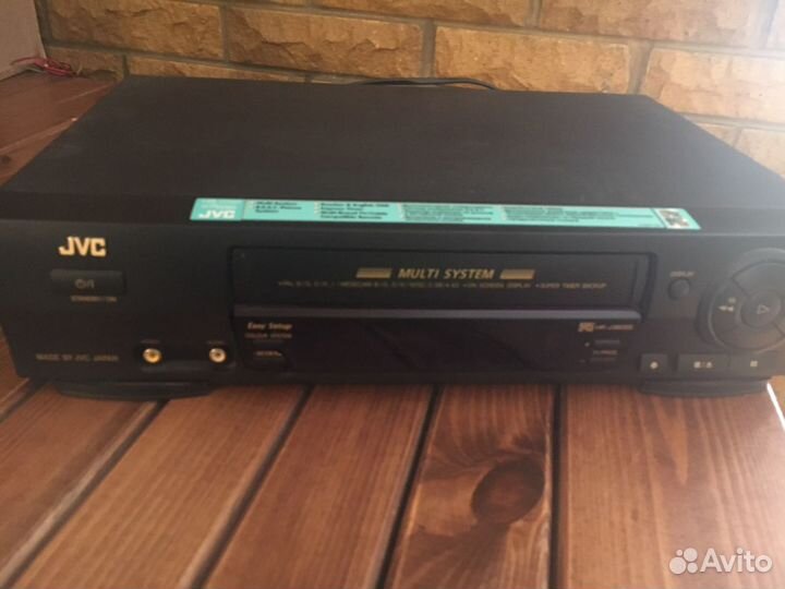 Видеомагннитофон