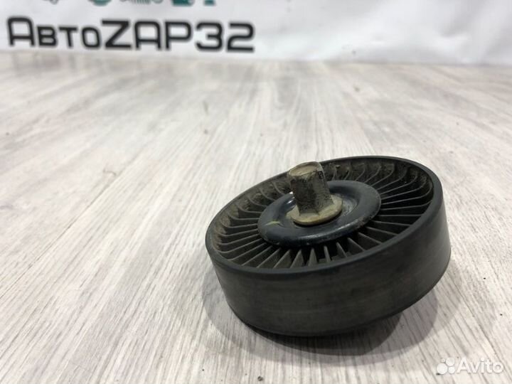 Ролик обводной Kia Ceed ED G4FA 2011