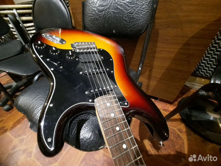 Электрогитара Fender American Stratocaster 2011