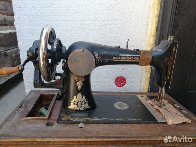 Швейная машина Ж Блок