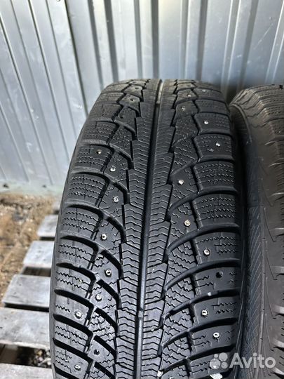 Gislaved Nord Frost 5 215/65 R16