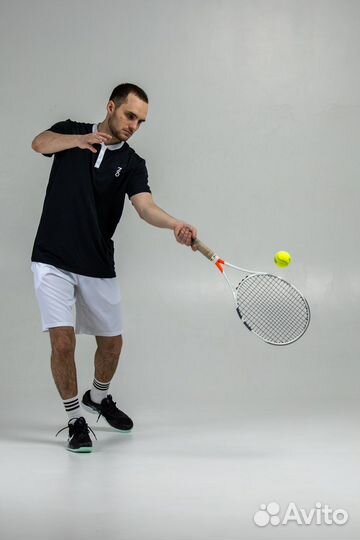Тренер по большому теннису