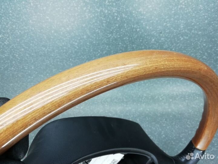 1881451 Рулевое колесо кожа дерево scania