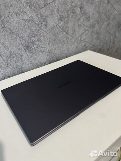 Huawei matebook d14