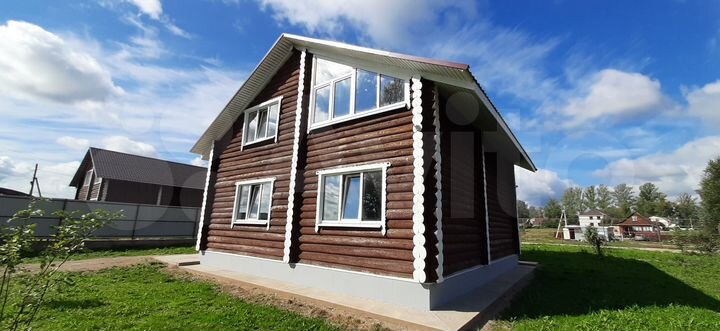 Коттедж 167,7 м² на участке 9,5 сот.