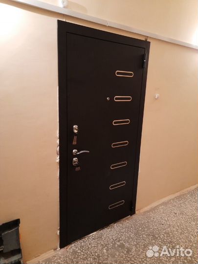 Дверь входная