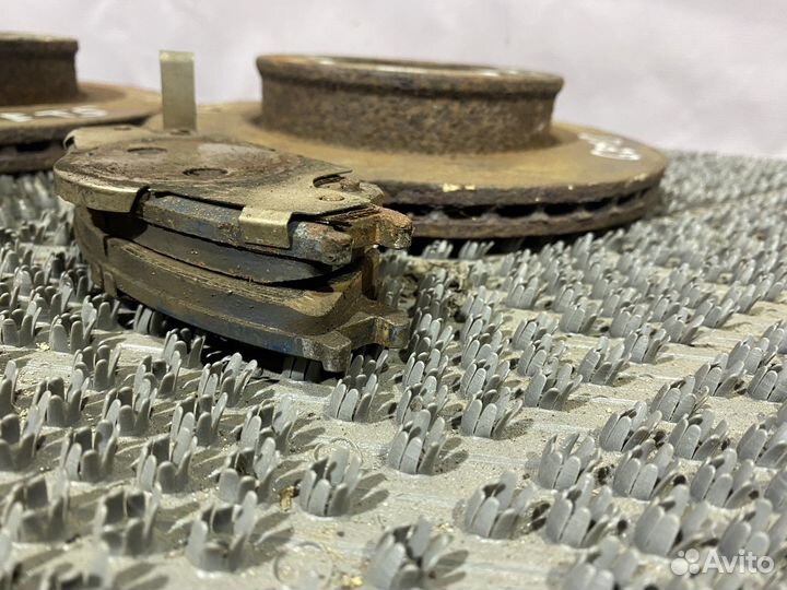 Комплект тормозных дисков с колодками Hyundai Getz