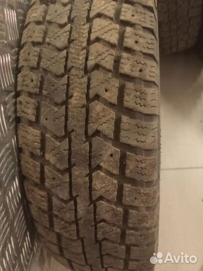 Viatti Vettore Inverno V-524 19.5/70 R16C