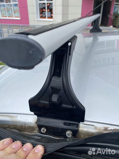 Багажник аэродинамический на крышу гранта лифтбек