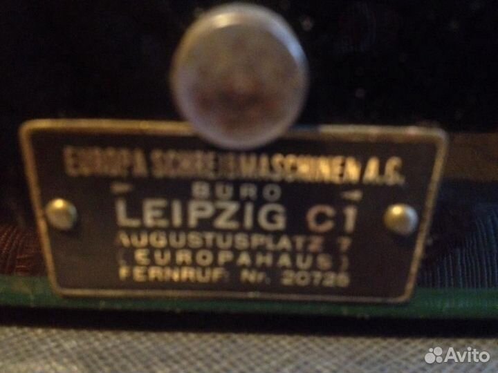 Пишущая машинка 