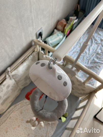 Детский мобиль в кроватку