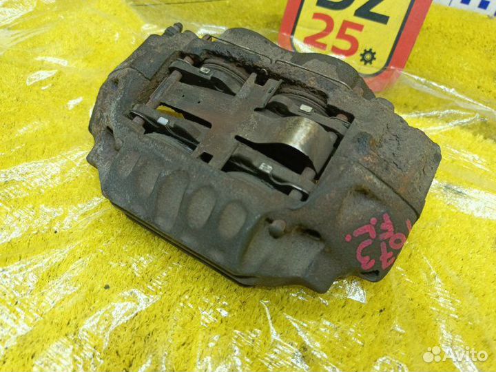 Суппорт передний левый Toyota Land Cruiser Prado