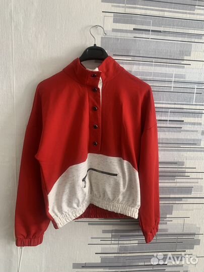 Спортивный костюм женский