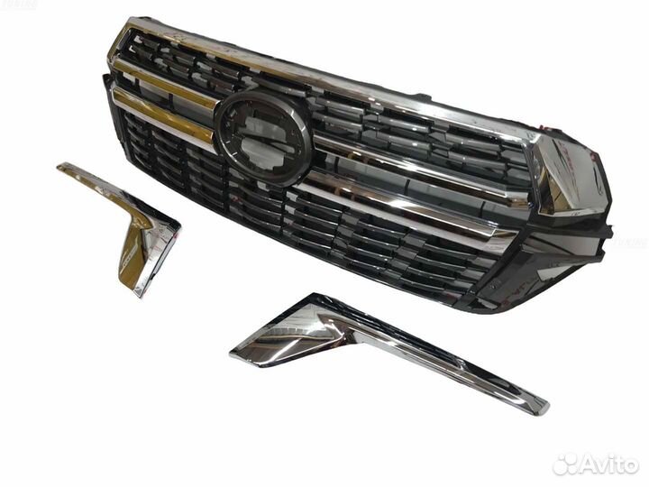 Решетка радиатора Toyota Land Cruiser 200 T7411