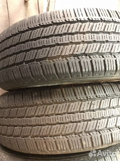 Tracmax Ice-Plus S110 215/65 R16 98T