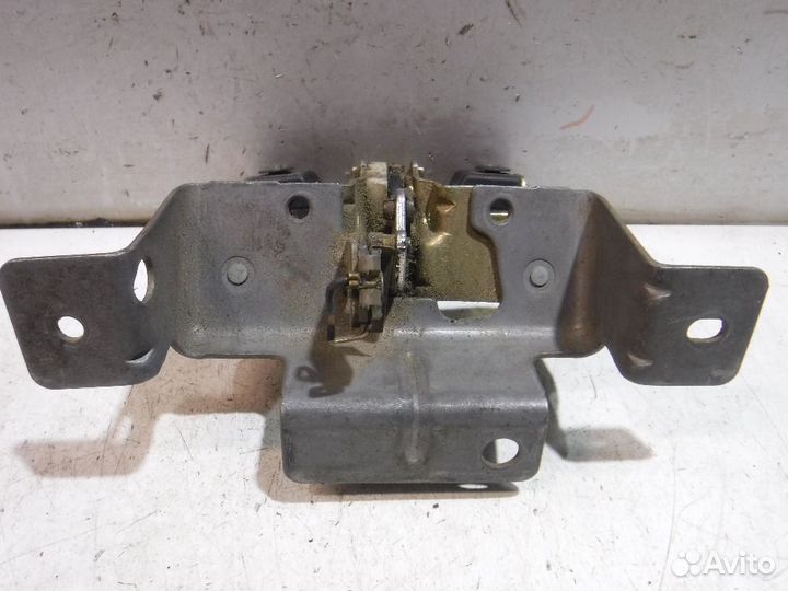 Замок багажника Opel Frontera B