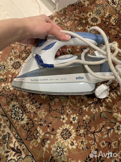 Утюг braun и мультипекарь redmond на запчасти