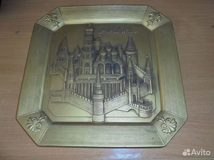 Барельеф (панно) 