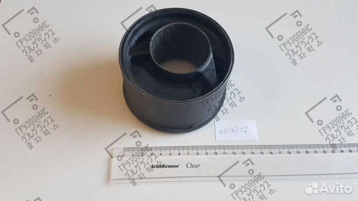 Сайлентблок кабины передний 58*114*60*70, Schmaco