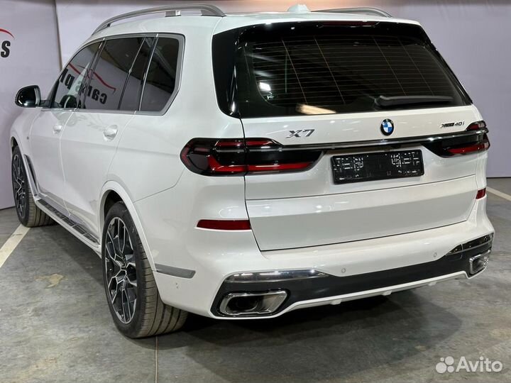 BMW X7 3.0 AT, 2023, 8 599 км